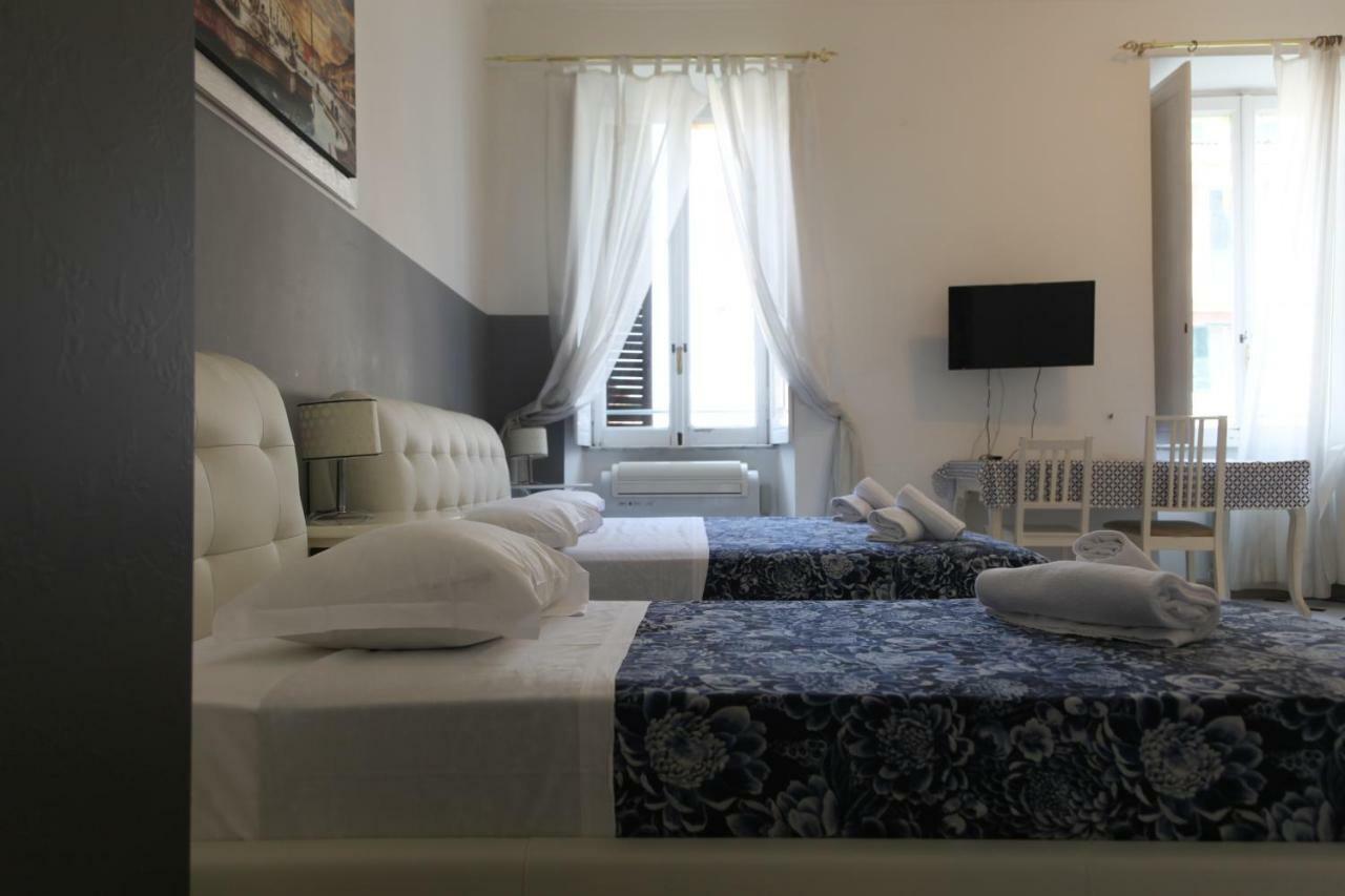 Hotel Vatican Room&kitchen Rom